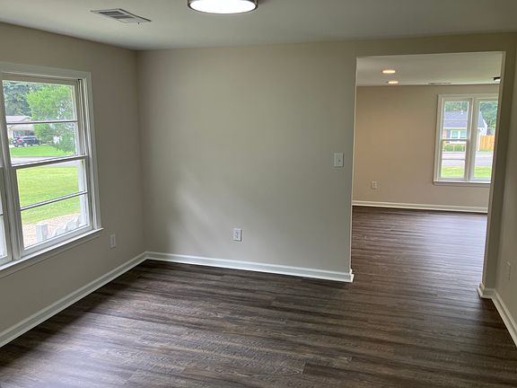 5th image of 3809 Hunter Creek Rd