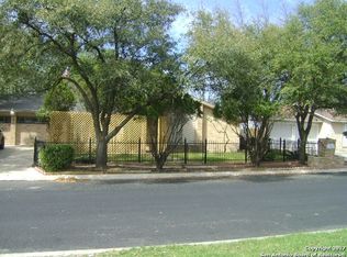 5811 Oak Run St, San Antonio, TX 78247