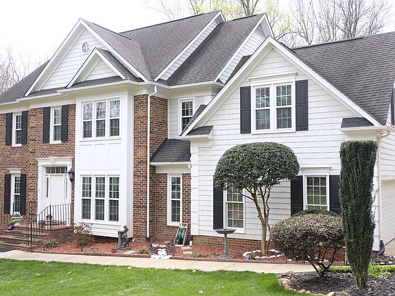 3rd image of 3817 Bellingham Ln