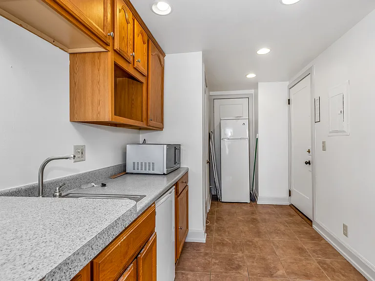Kitchenette