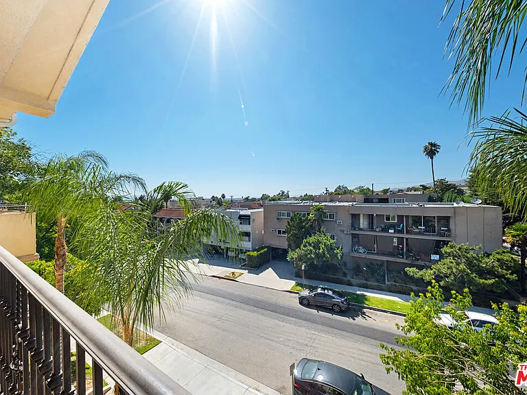 650 E Palm Ave #302 — Photo 30