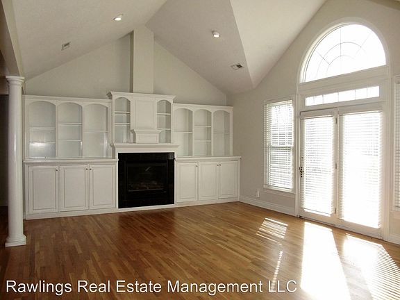 5th image of 12 Elkhorn Ct