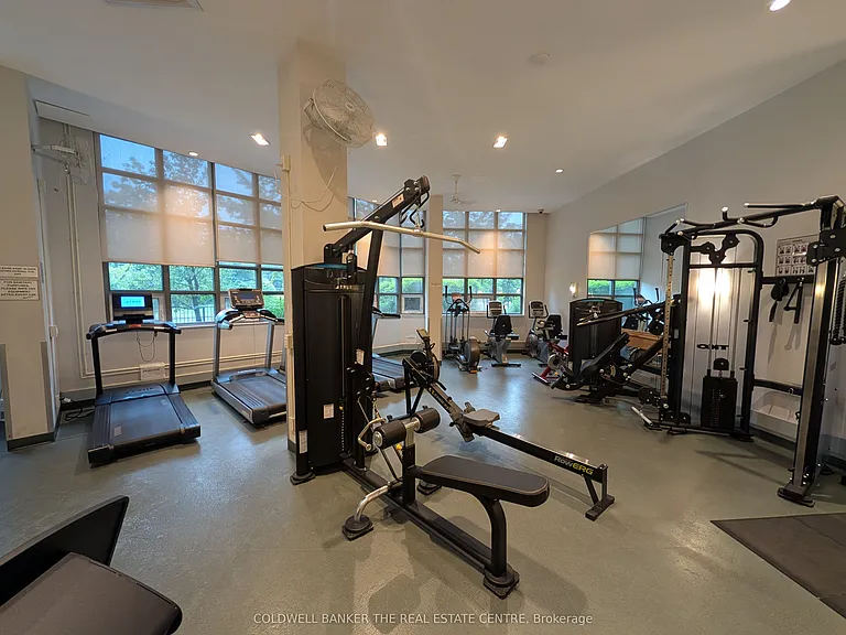 509 Beecroft Rd #2017 — Photo 4