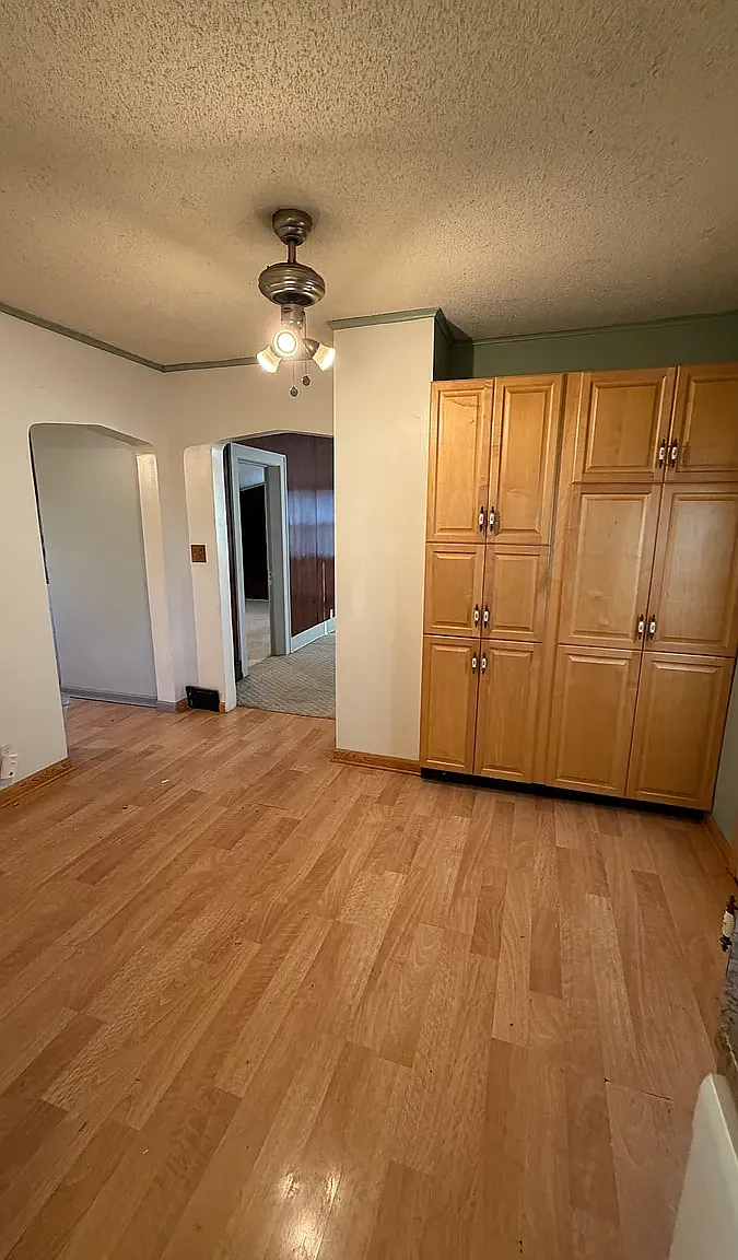 2 bed, 1400 sqft, $1,200 — Photo 3