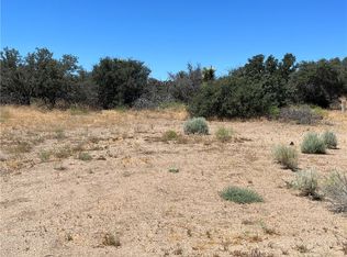 7130 Barker Rd, Oak Hills, CA 92344