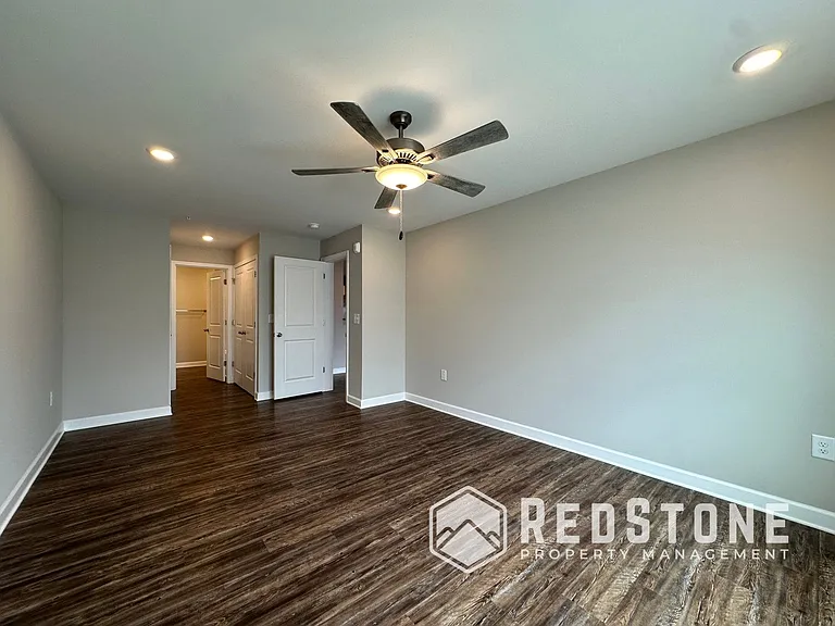 Westbrook Apartments — Photo 21