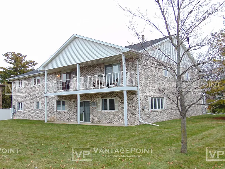 216 S Fisk St — Photo 2