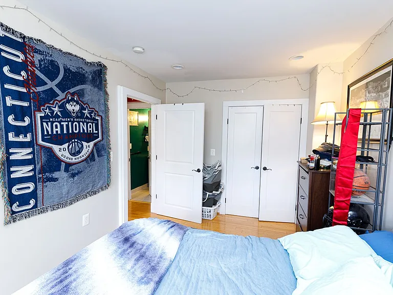 1220 Holbrook Ter NE #202 — Photo 16
