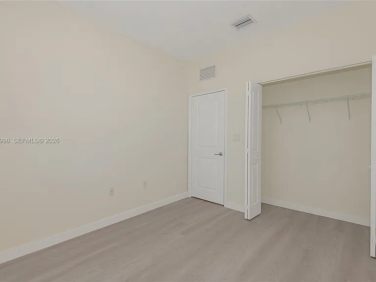 14732 SW 181st Ter — Photo 3