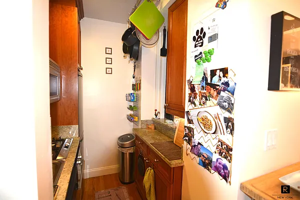 Rented by R New York | media 7