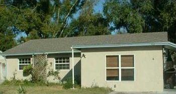 1st image of 906 S Park Ct