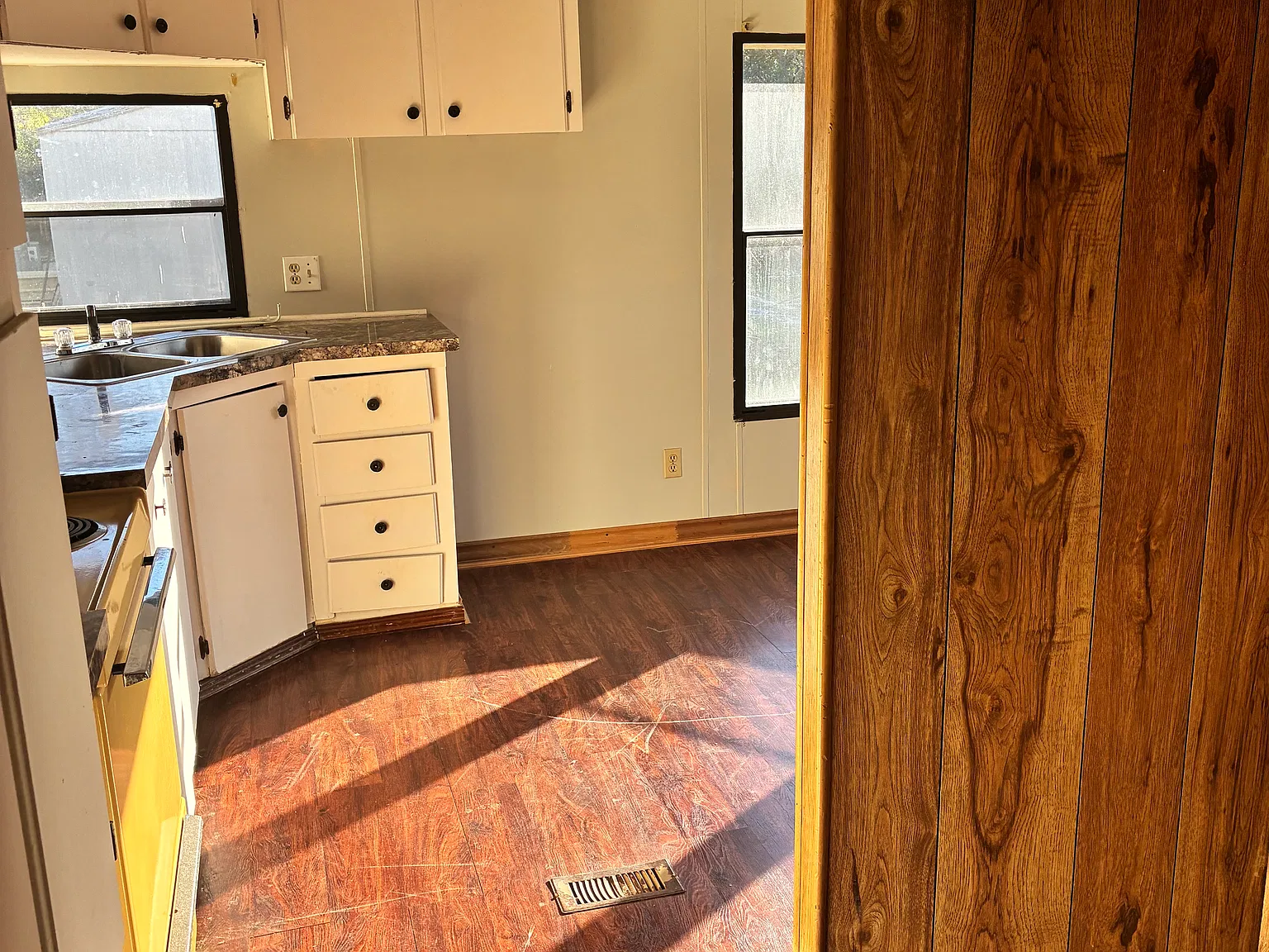 1 bed, 800 sqft, $750 — Photo 1