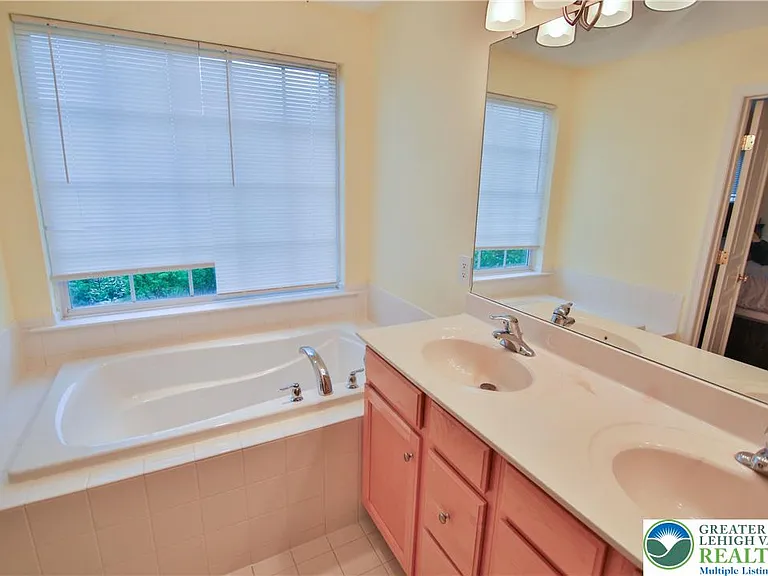 5293 Chandler Way — Photo 17