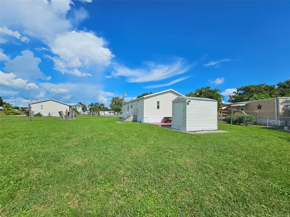 1039 Peach Lane, Okeechobee, FL 34974