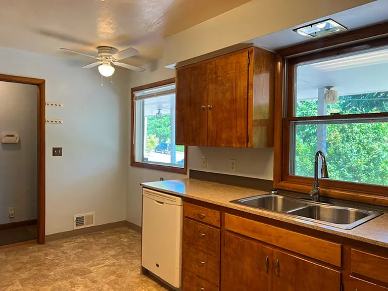 720 Orchard Heights Rd NW — Photo 14
