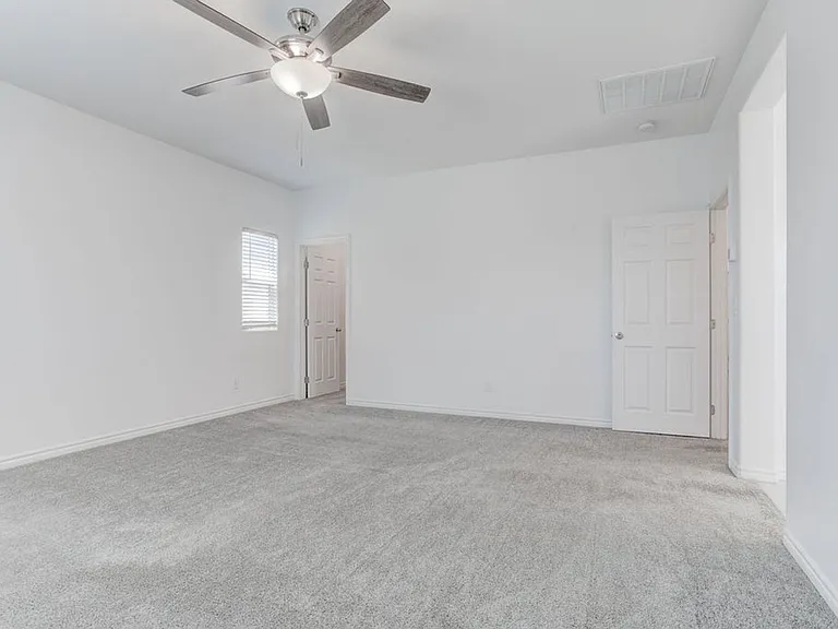 7106 Calvert Cliffs St — Photo 34