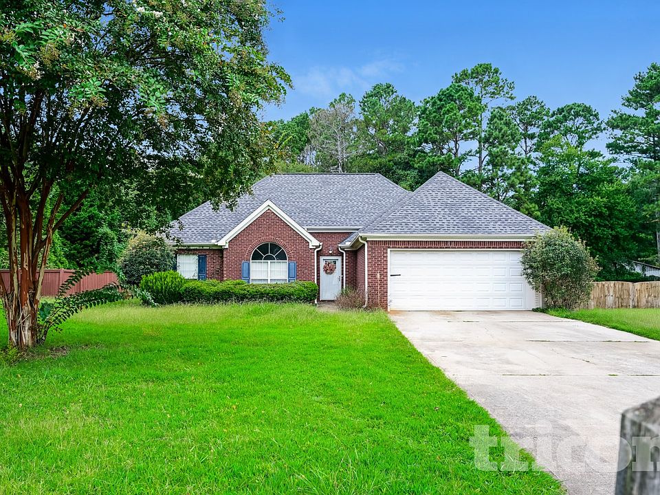1st image of 103 Brookhaven Ln