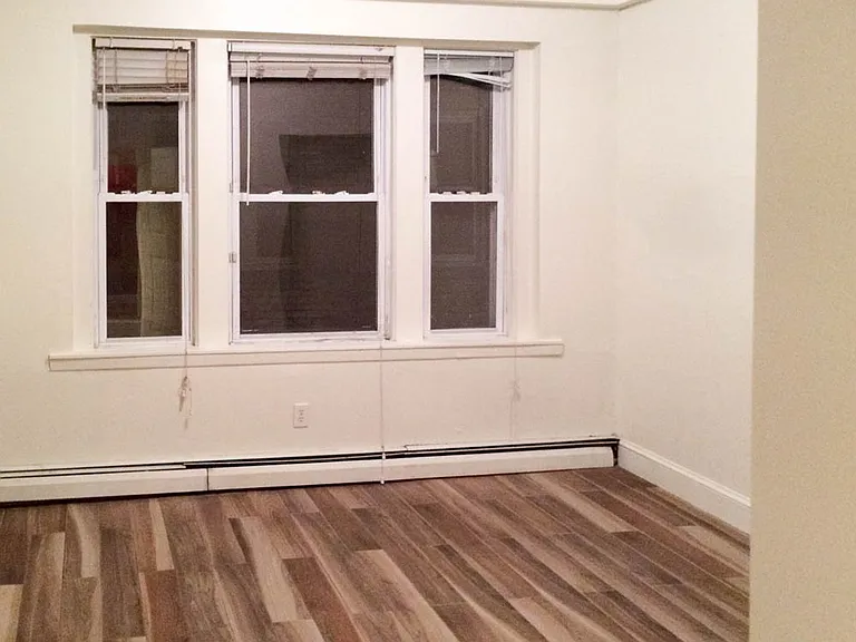 32 Chester St #1 — Photo 7