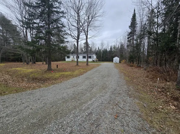 76 Morse Road, Plymouth, ME 04969