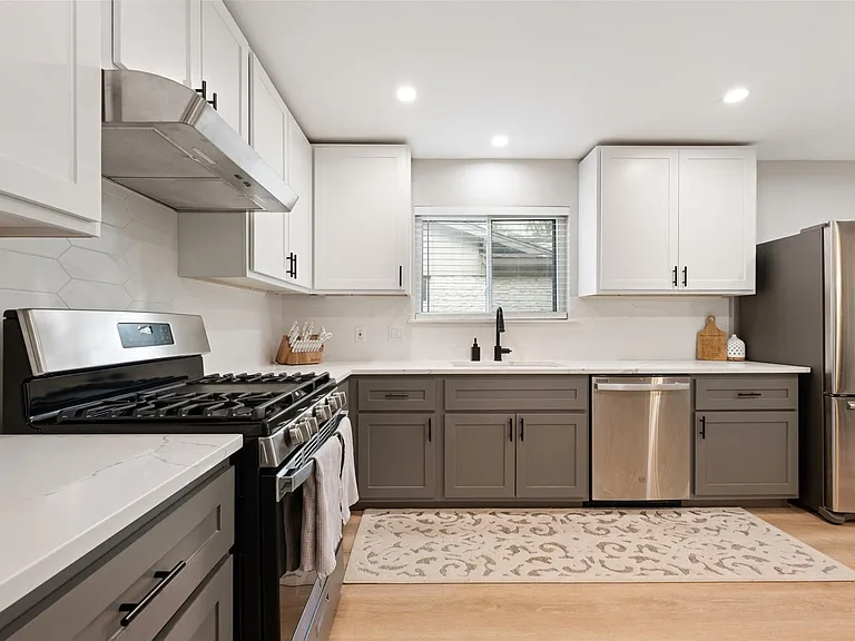 6105 Sun Vista Dr — Photo 6