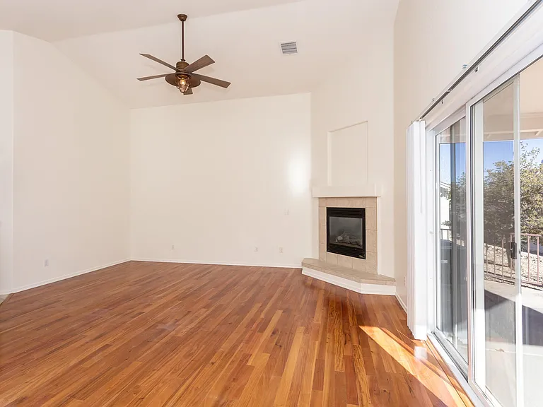 1654 Saint Andrews Way — Photo 7