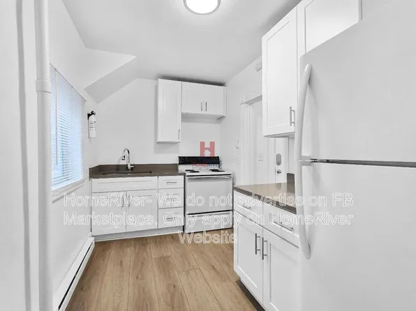 201 5th St #2, Cheney, WA 99004