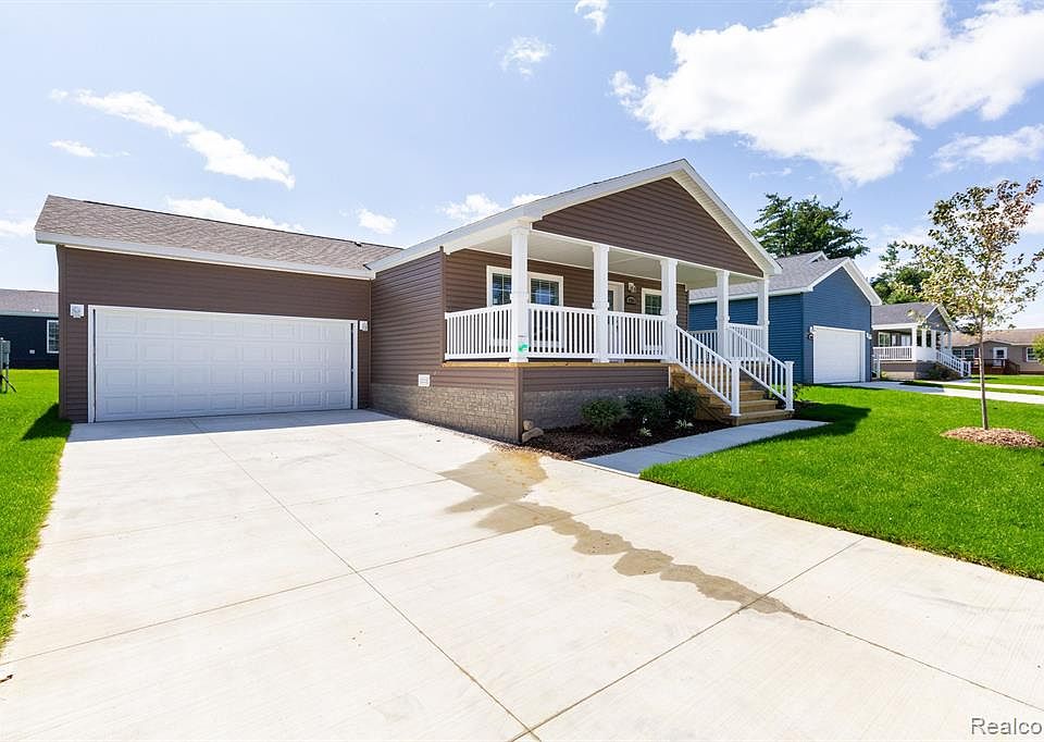 2764 Pinellas Ct, Lapeer, MI 48446 Zillow