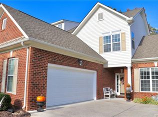3337 Manor Grove Cir, Glen Allen, VA 23059