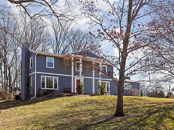 3rd image of 7225 Westminster Dr