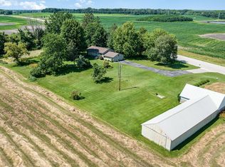 14237 Acorn Trl, Faribault, MN 55021