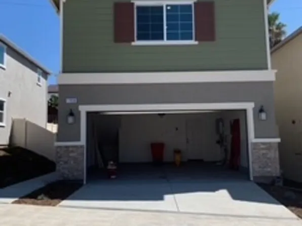 11656 Hilltop Ln, Sylmar, CA 91342