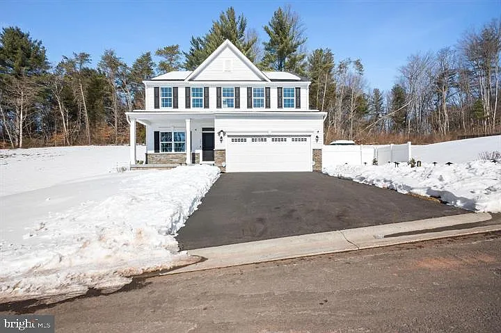 141 Dithridge Dr — Photo 2