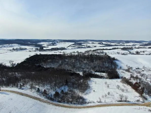 S155 Oak Lane, Elroy, WI 53929