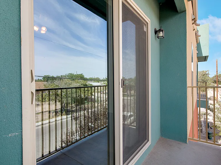 224 pictured. 220 has same floorplan, fixtures, and finishes.