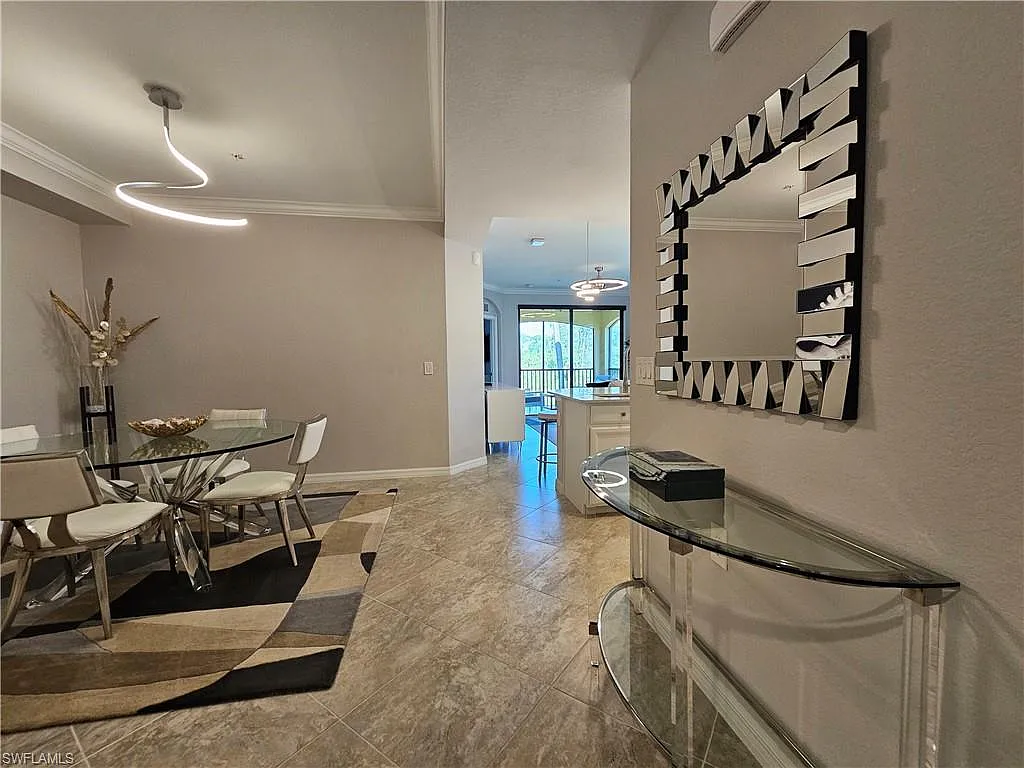 2 bed, 2.0 bath, 1408 sqft, $4,000 — Photo 3