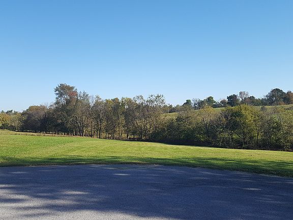 5th image of Dorton Dr
