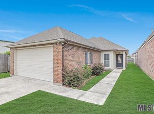 38571 Cardinal Ct, Prairieville, LA 70769
