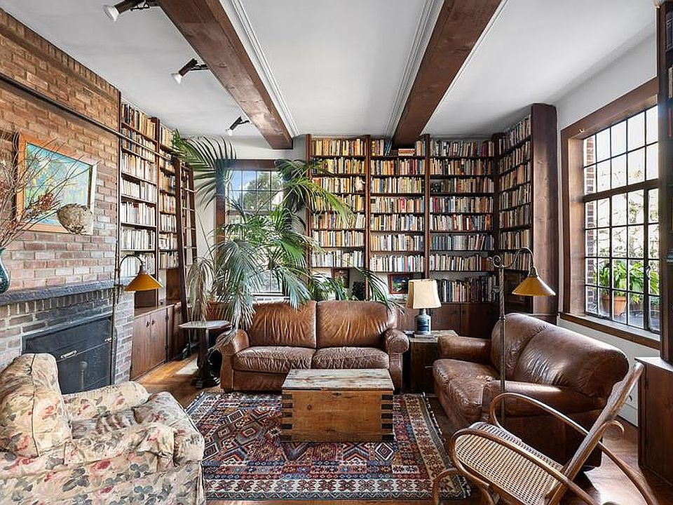 1st image of 975 Lexington Ave #Penthouse