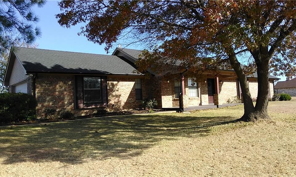 1st image of 117 Schreiber Dr