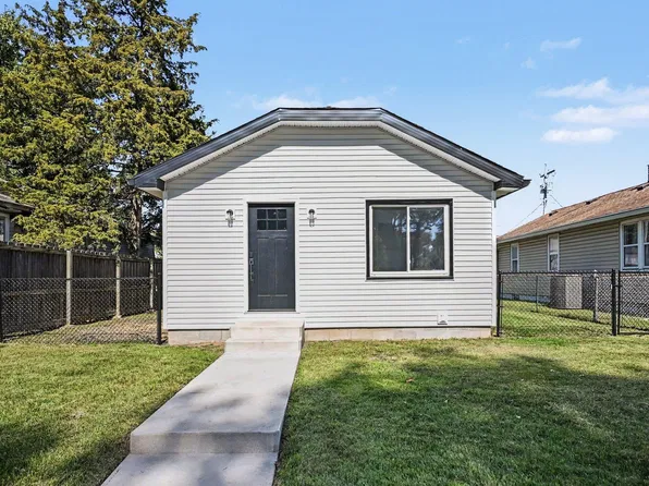 812 W Marion St, Mishawaka, IN 46545