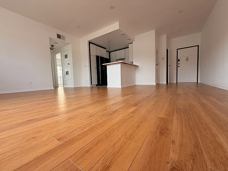 923 S Shenandoah St #4 — Photo 13