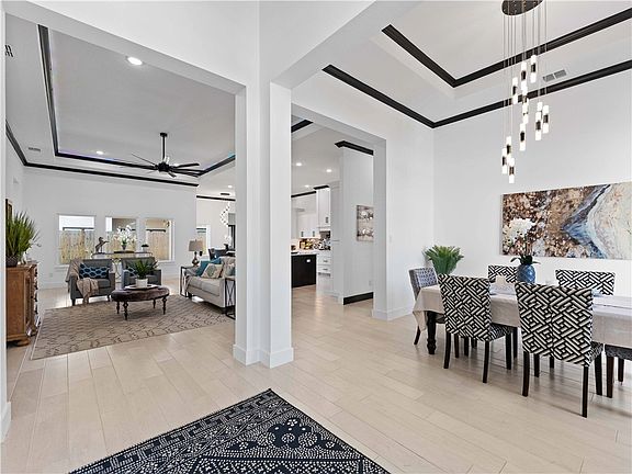 2nd image of 4022 Azali Drive