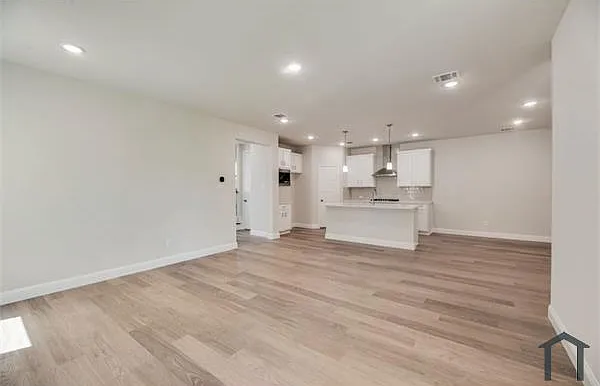 1822 Waterwalk Dr — Photo 17