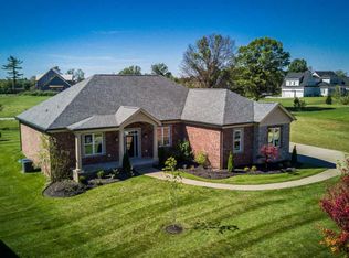 5202 Spring Mist Ct, Prospect, KY 40059