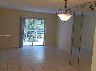 Heritage Circle, Pompano Beach, FL 33064