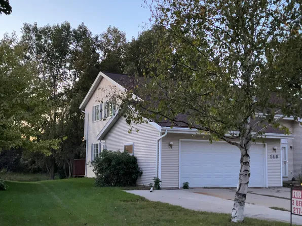 146 Desplaine Rd, De Pere, WI 54115