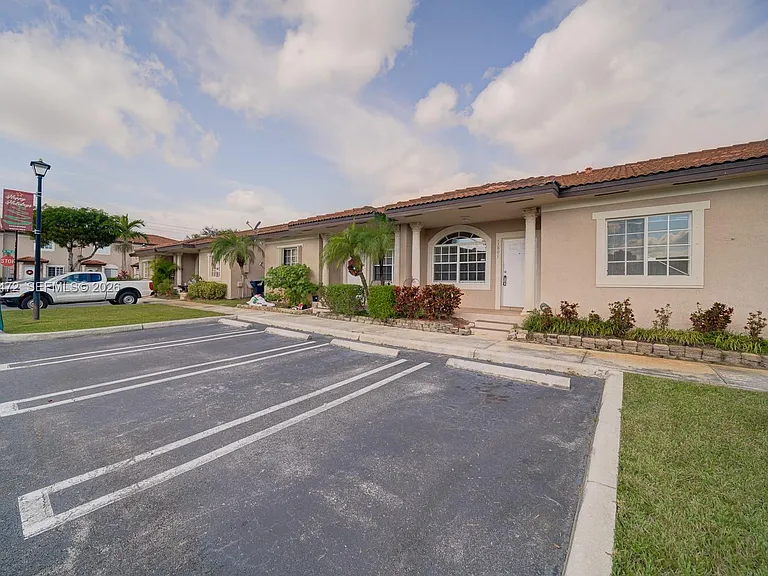 13801 SW 170th Ter — Photo 23