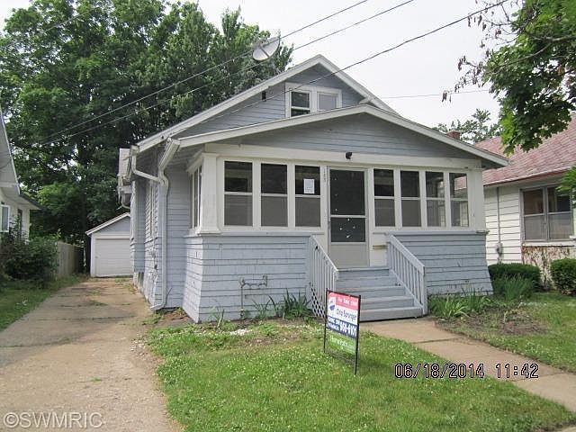 1st image of 183 Summer St