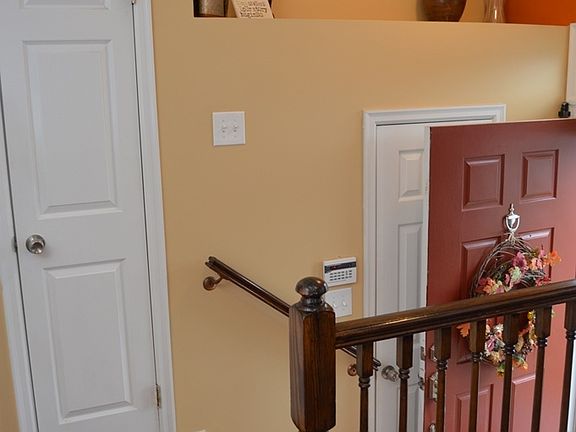 2nd image of 137 Armerina Dr