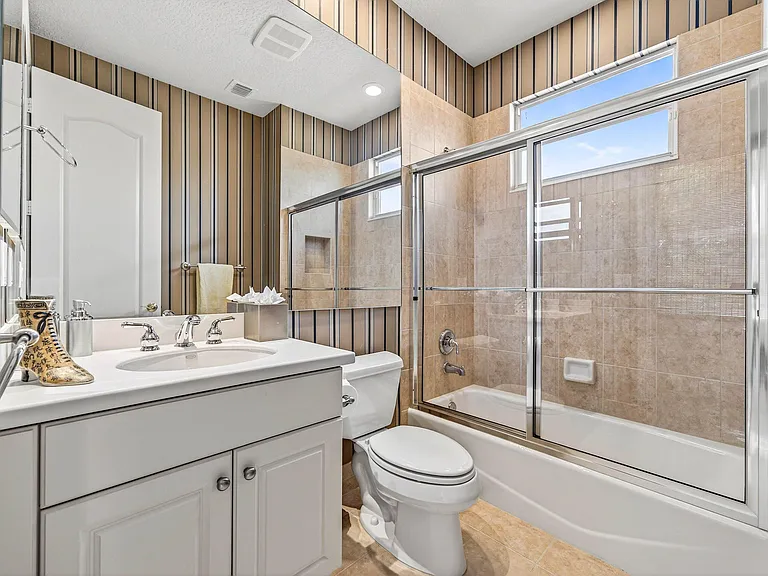123 Sunesta Cove Dr — Photo 39